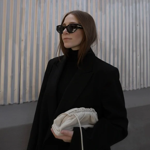 Bottega Veneta Mini Pouch Bag - Picture 2 of 11